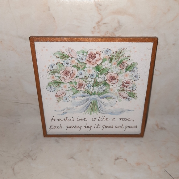 Linda Grayson Mother Fridge Magnet - Picture 1 of 3